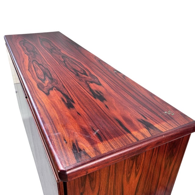 Vintage Rasmus Danish Lighted Rosewood China Cabinet For Sale In New York - Image 6 of 12