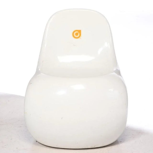 Mid-Century Modern Modern White Futuristic Molded Chairs - Pair of 2 For Sale - Image 3 of 13