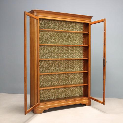 Italian Bookcase in Walnut Fir and Glass For Sale - Image 4 of 10