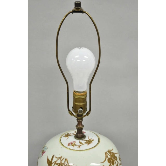 Wood Vintage Oriental Chinese Porcelain Bulbous Jardinière Floral Oriental Table Lamp For Sale - Image 7 of 12