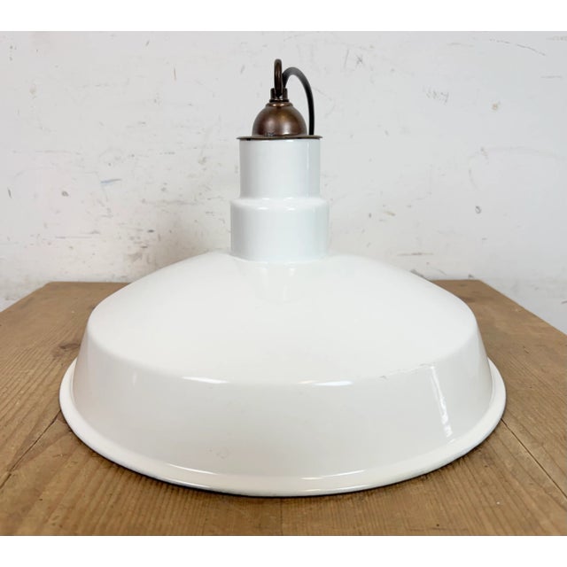 Industrial White Enamel Factory Pendant Lamp from Quadrangle Mfg. Co., 1960s For Sale - Image 10 of 18