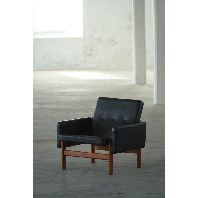 Easy Chair in Oak and Leather by Jørgen Bækmark for FDB Møbler, Denmark, 1960s For Sale - Image 10 of 18