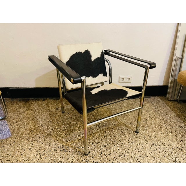 LC1 Chair by Le Corbusier, Pierre Jeanneret & Charlotte Perriand for Cassina For Sale - Image 13 of 13