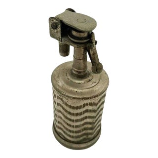 Hand Etched Cylinder Table Lighter, Circa 1930 For Sale