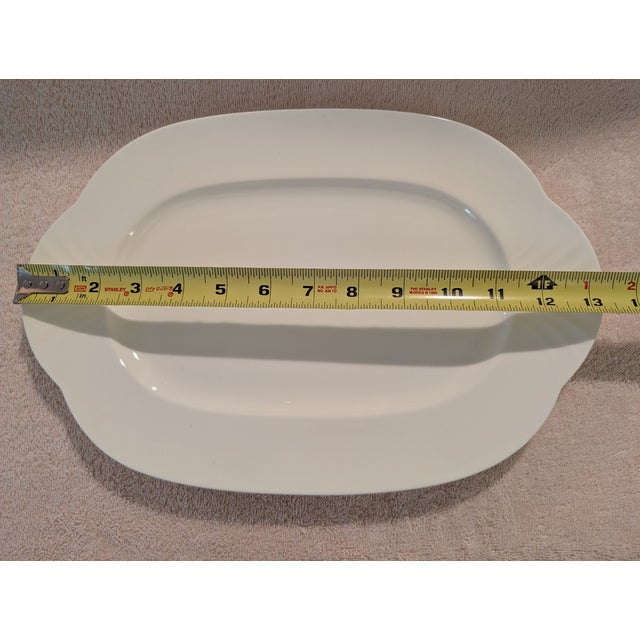 Ceramic 1980s Villeroy & Boch "Arco Weiss" 13.5-Inch Platter For Sale - Image 7 of 10