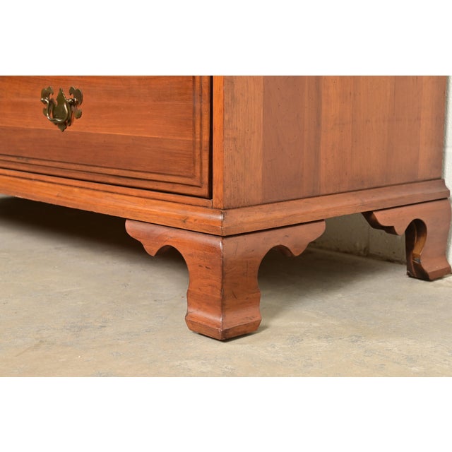 Davis Cabinet Co. Georgian Carved Solid Cherry Wood Chest of Drawers, Circa 1960s For Sale - Image 10 of 15