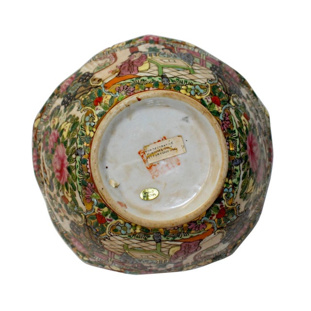 Chinoiserie Chinese Oriental Porcelain People Scenery Bowl Container Decor For Sale - Image 3 of 7