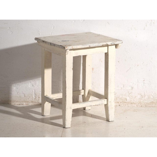 Bedside Tables in Pine Wood, Central Europe, 1940, Set of 2 For Sale - Image 4 of 12