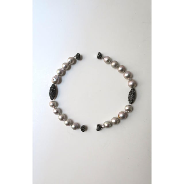 Baroque Pearl Necklace & Bracelets, Convertible, Circa 2000s For Sale - Image 4 of 10