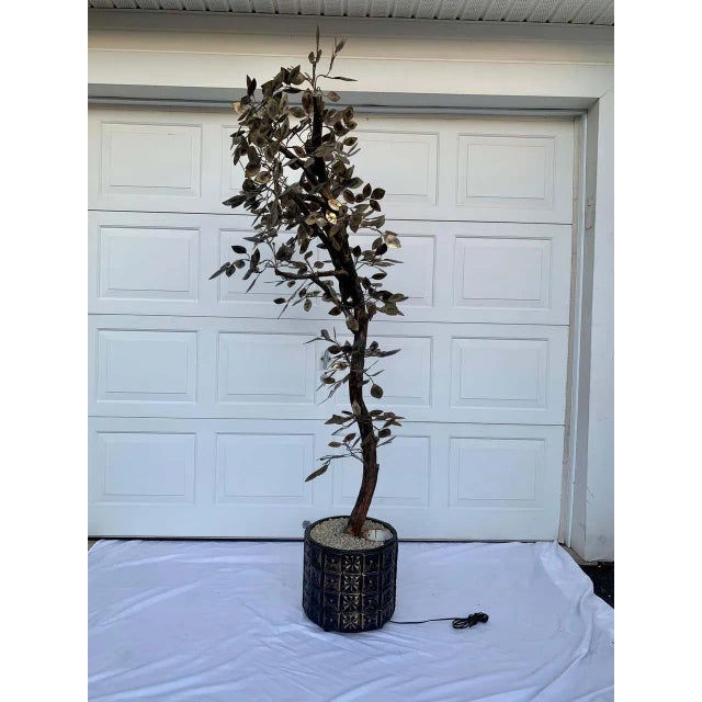 Gold Brutalist Hammered Metal Tree Sculpture With Uplight, Curtis Jere, 1960's For Sale - Image 8 of 13