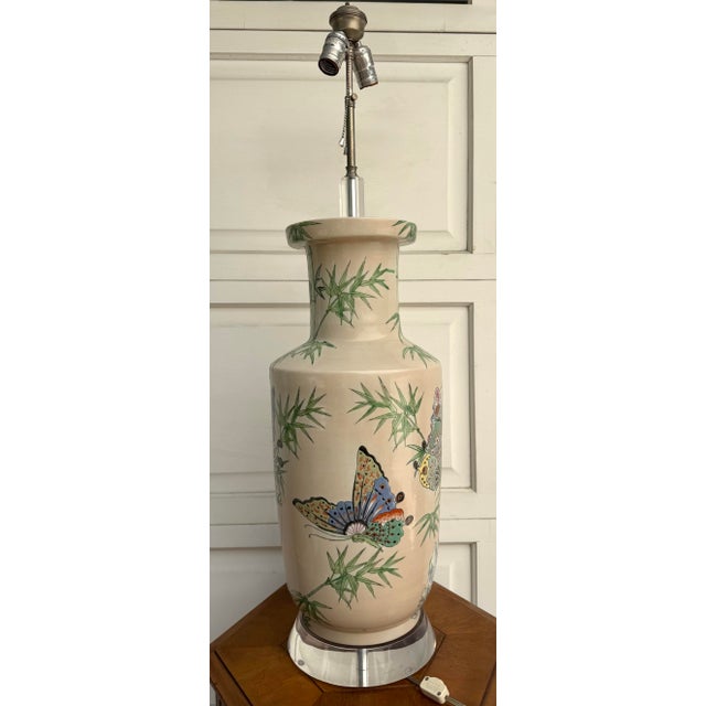 Vintage Hand-Painted Chinoiserie Butterfly Porcelain Table Lamp on Lucite Base For Sale - Image 10 of 12