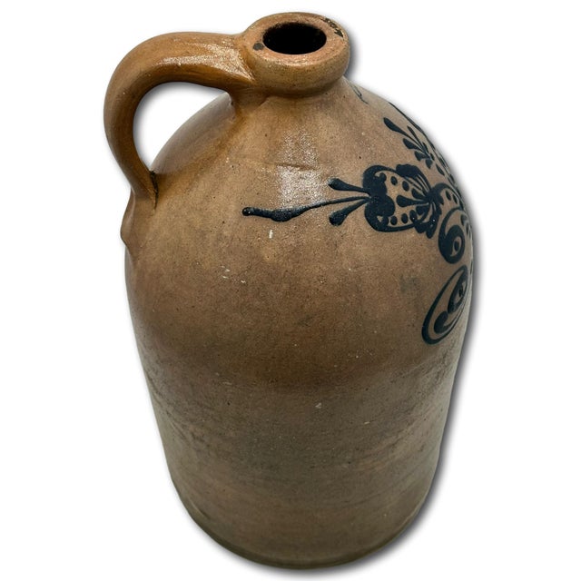 Great Mid 1800s Antique American 2 Galllon Stoneware Jug With Bold Artiscally Hand Decorated Navy Blue Flower Design For Sale - Image 11 of 18