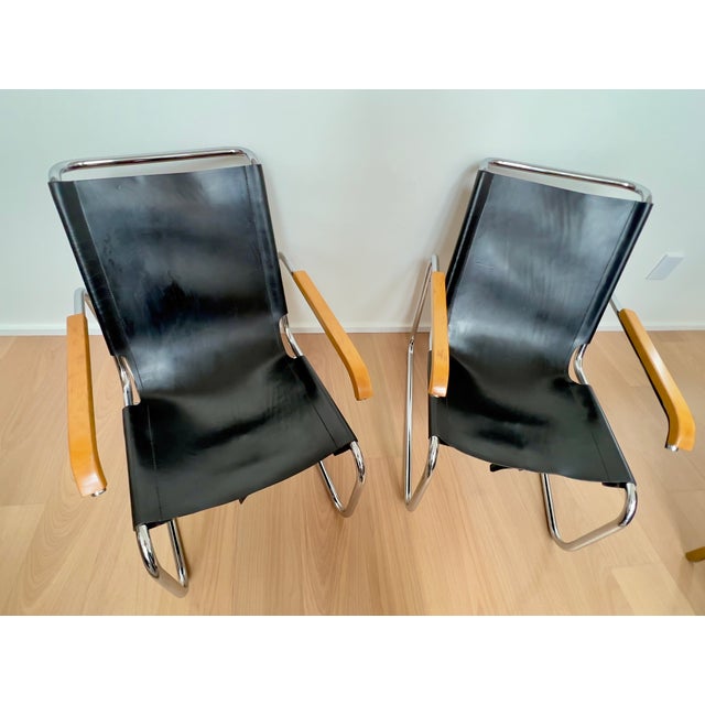 Thonet Pair of Early Marcel Breuer B35 Bauhaus Lounge Chairs in Black Leather For Sale - Image 4 of 11