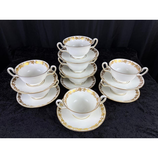 Mid-Century Modern White Wedgwood Whitehall Fine Bone China Dinnerware (W4001) - Rare Soup Service & Covered Tureen Set (17-Piece Specialty Lot #2) For Sale - Image 3 of 11