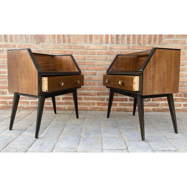 Mid-Century Italian Glass Nightstands, 1960s, Set of 2 For Sale - Image 16 of 18