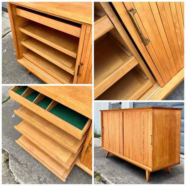 Baumritter Mid-Century Modern Two-Piece Atomic Style Hutch and Tambour Sideboard | by Baumritter For Sale - Image 4 of 12