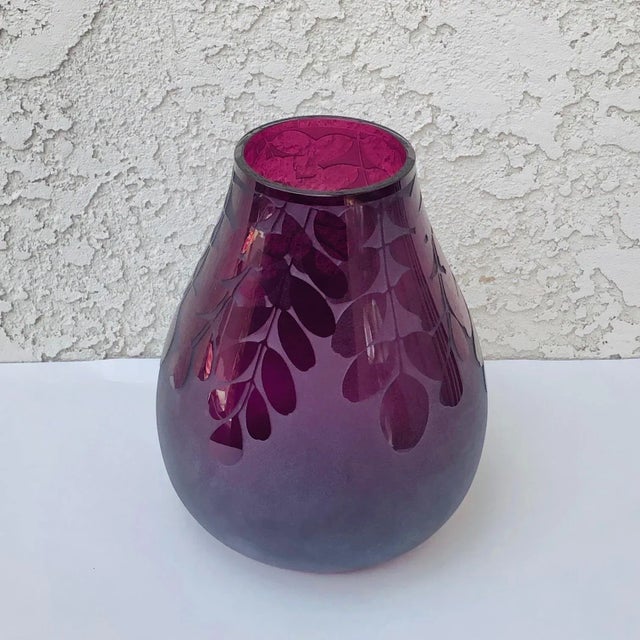 Modern 1980s Ken Benson Ls Signed Purple Amethyst Cameo Carved Leaves Frosted Art Glass Vase For Sale - Image 3 of 13