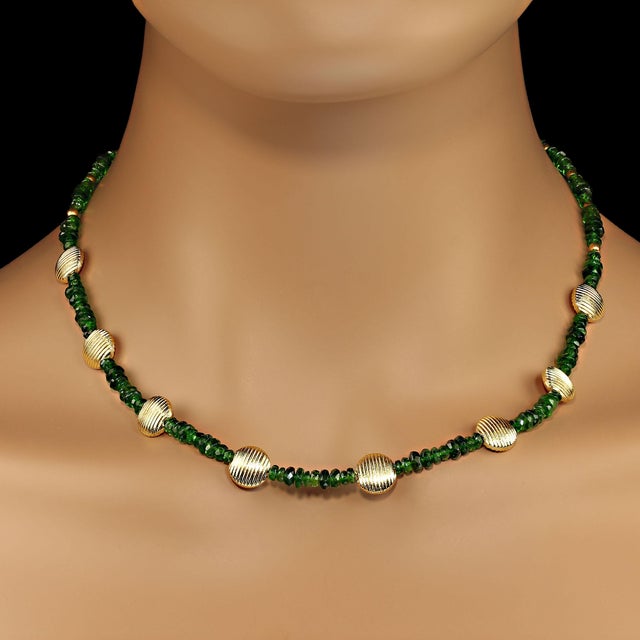 2020s Green Chrome Diopside and Goldy Accents Necklace For Sale - Image 5 of 5