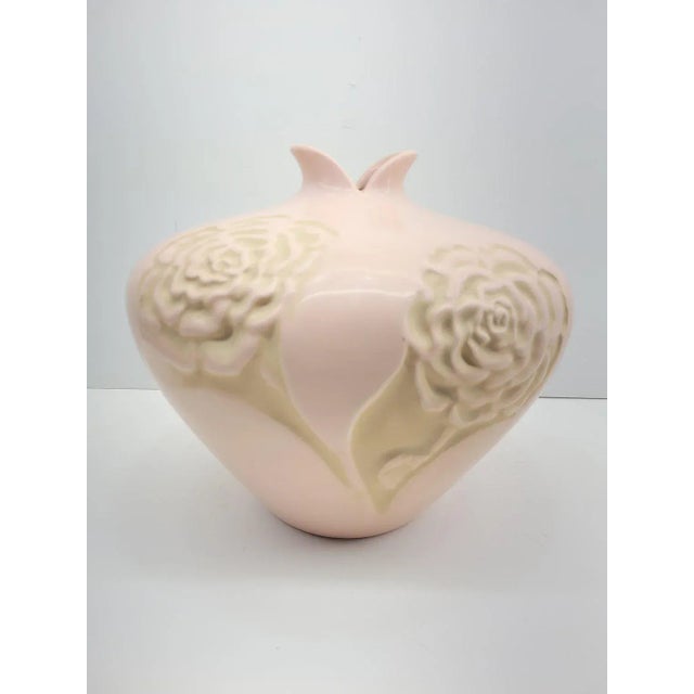 1980s Post Modern Haeger Pink Raised Floral Design Vase For Sale - Image 11 of 11