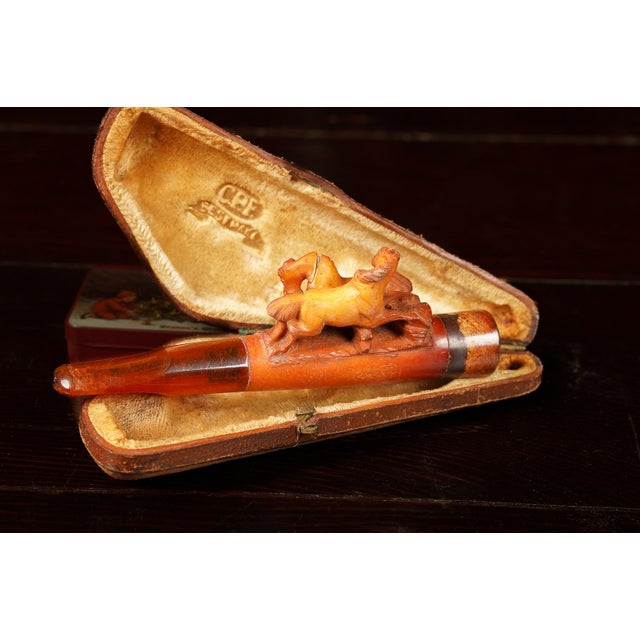 Vintage Genuine Meerschaum tobacco pipe. Pipe measures 1"W x 2.75"L. Case measures 2.5"W x 5.5"L. This tobacco pipe...