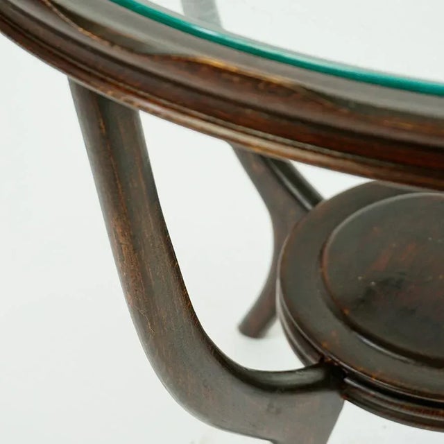 Wood Mid-Century Italian Glass Circular Top Coffee Table attributed to Carlo Di Carli, 1950s For Sale - Image 7 of 10