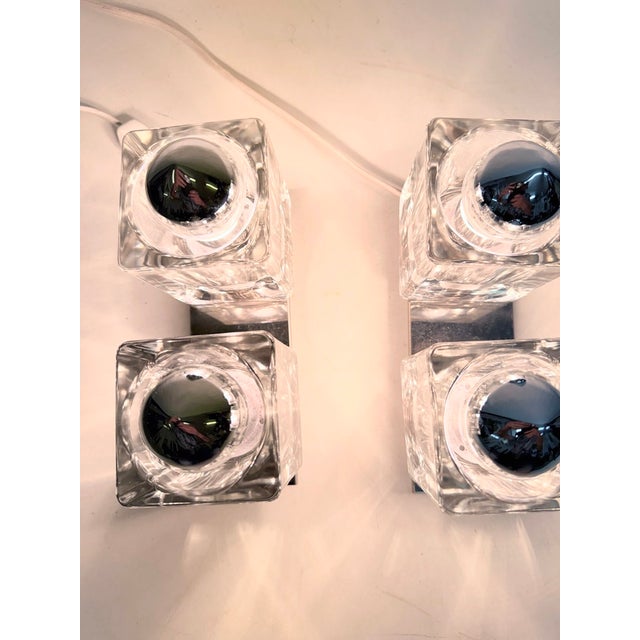 Glass Cube Wall Lamps, 1970s, Set of 2 For Sale - Image 6 of 9