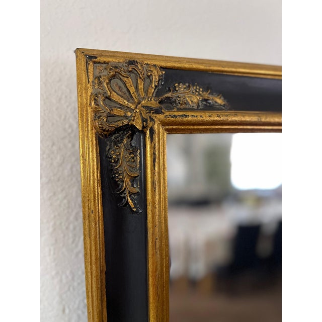 Baroque Mid-Century Regency Style Gilt and Black Beveled Mirror For Sale - Image 3 of 13