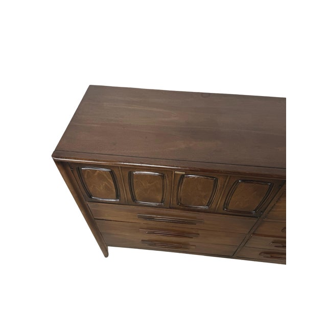 Mid-Century Modern Broyhill Emphasis Mid-Century Modern Eight-Drawer Gentleman’s Chest For Sale - Image 3 of 16