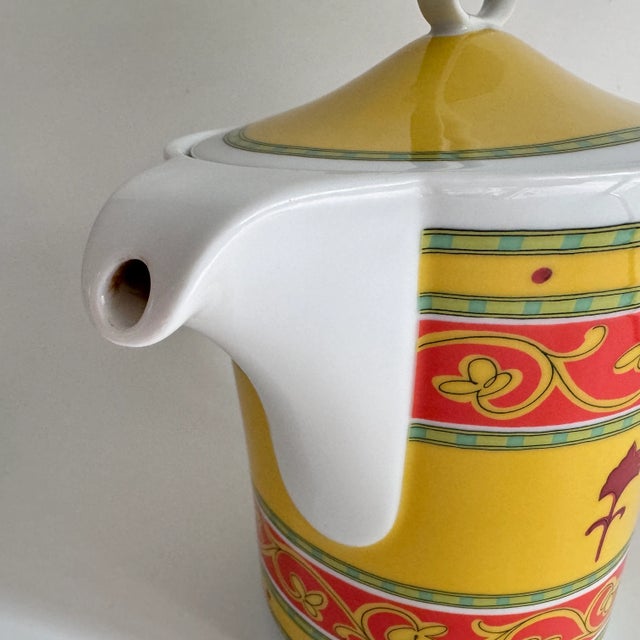 Series: Idillio Decor: Bokara /Bokhara Material: porcelain Design: Paul Wunderlich / Designer Guild Condition: very good...