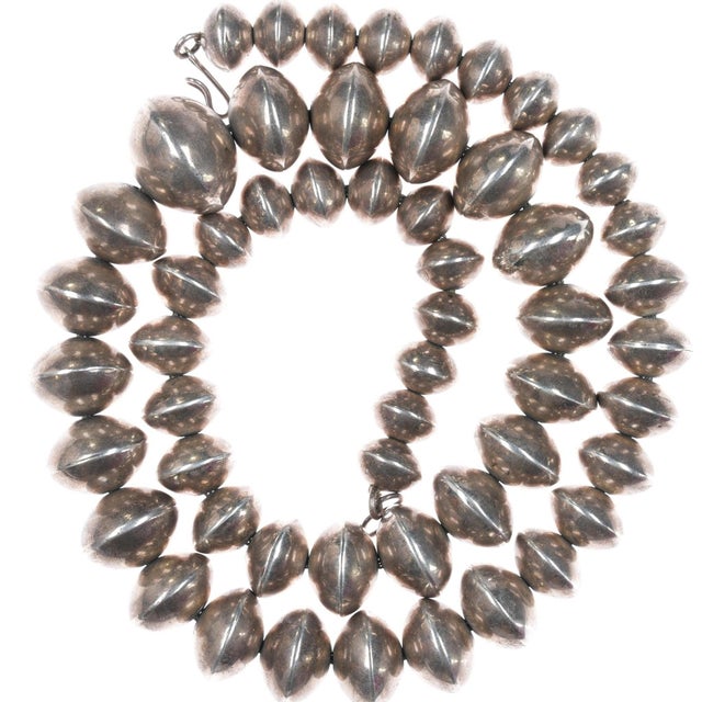 Native American 20" Heavy vintage Navajo pearl sterling necklace For Sale - Image 3 of 8