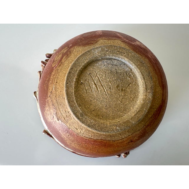 80's Vintage M. Polenberg Art Pottery Bowl With Sculpted Rim and Abstract Design Interior For Sale In Miami - Image 6 of 12