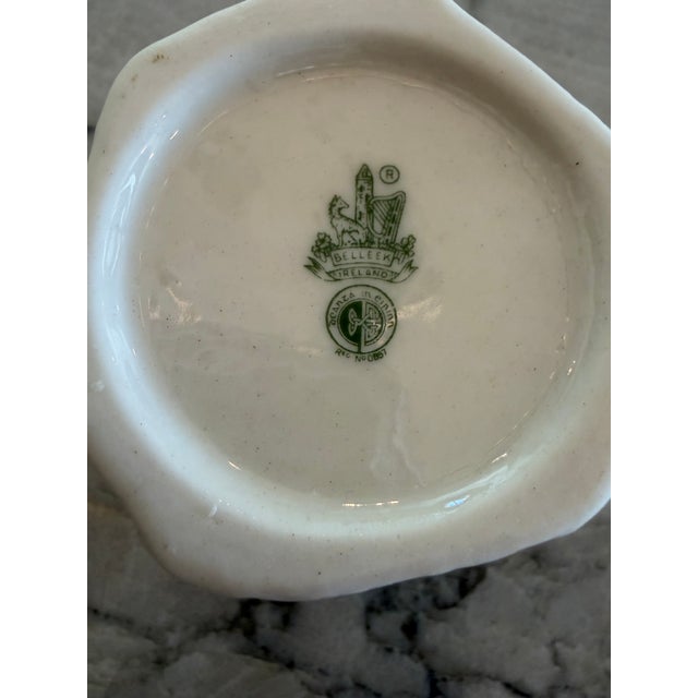 Belleek Pottery Ltd. 1950s Belleek Iridescent Cream-Colored Limpet Pattern Small Vase For Sale - Image 4 of 7