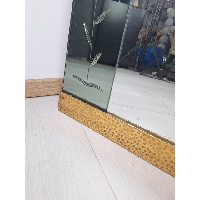 Olive Large Vintage Entrance Mirror in Engraved Glass with Brass and Molar Glass, 1960s For Sale - Image 8 of 10