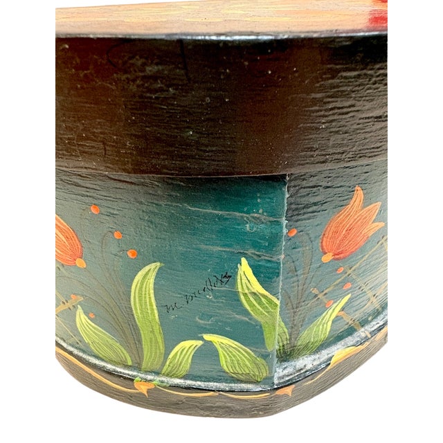 Wood Vintage American Hand-Painted Shaker-Style Bentwood Folk Art Sewing Box For Sale - Image 7 of 9