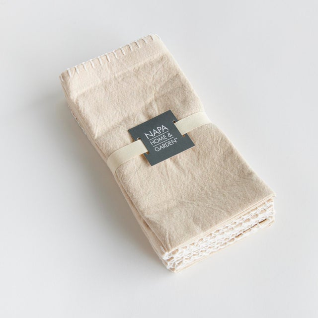 2020s Addie Dinner Napkins - Set of 4 For Sale - Image 5 of 6