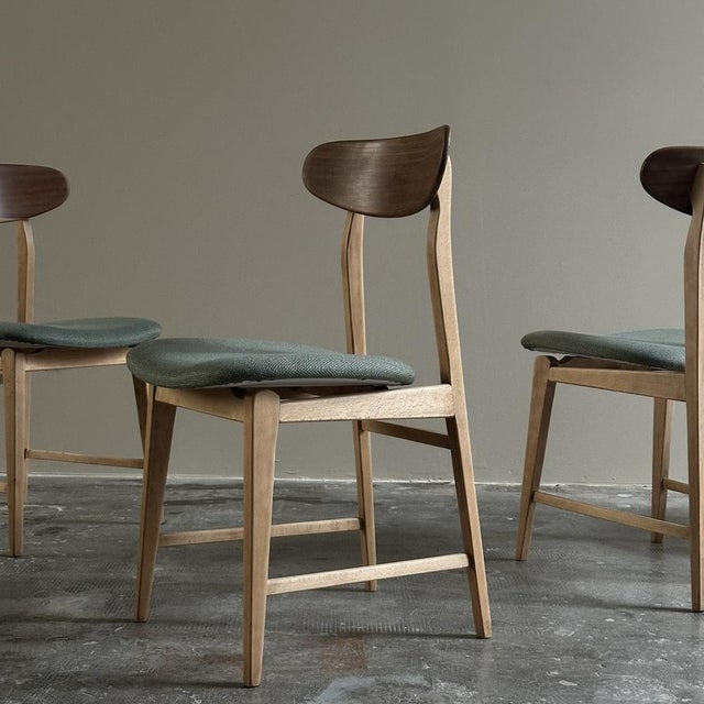 Chartreuse Dining Chairs in Wooden Frame and Fabric Seat, 1960s, Set of 4 For Sale - Image 8 of 12