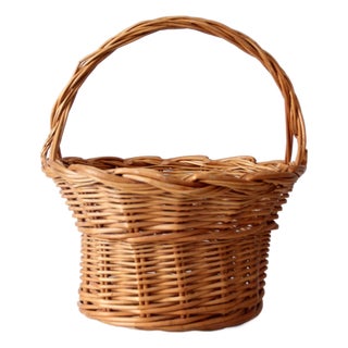 Vintage Round Wicker Gathering Basket With Handle For Sale