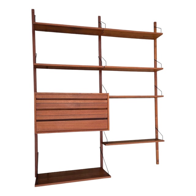 1950 Poul Cadovius Design Wall Mounted Shelf Modular Royal System Teak Cado Unit For Sale