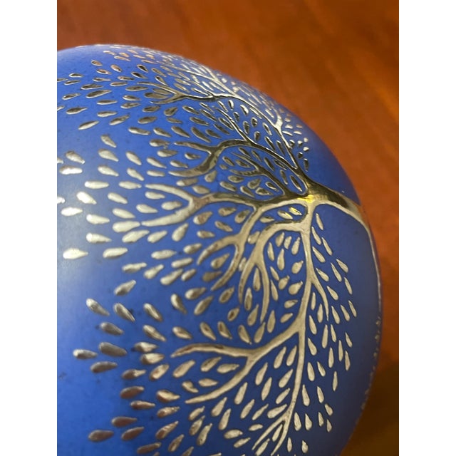 Metal Emilia Castillo 1993 Plata Pura Cobalt Blue Porcelain & Pure Silver Overlay 6” Wildlife Vase. For Sale - Image 7 of 12