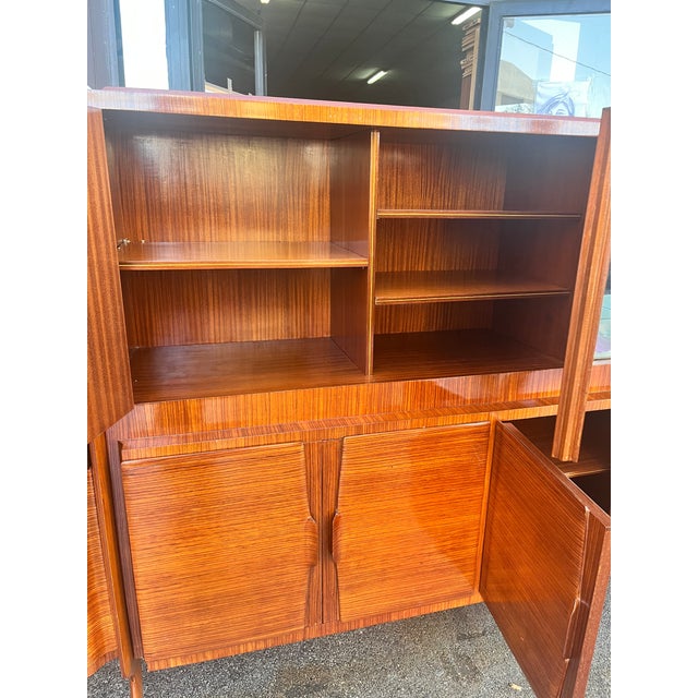 Monumental Wooden Cabinet with Parchment Panels attributed to Gio Ponti, 1950s For Sale - Image 9 of 12
