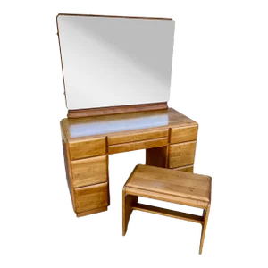 Mid 20th Century Star Dust Vanity Designed by Russel Wright - Set of 2