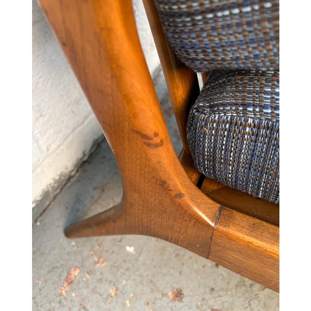 Mid-Century Modern Sculptural Walnut Lounge Chair For Sale - Image 12 of 15