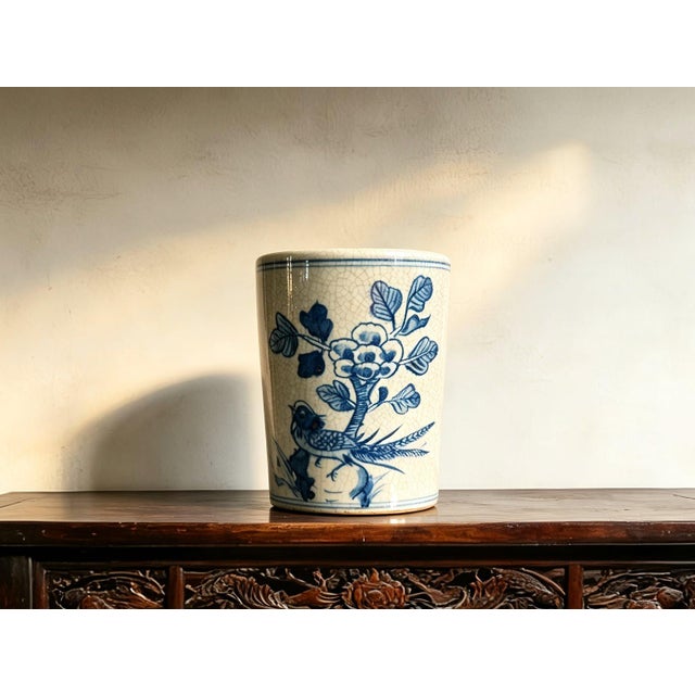 W-9.5cm,H-12.5cm Experience the beauty and elegance of Chinese history with our Chinese Vintage Porcelain Handcrafted with...
