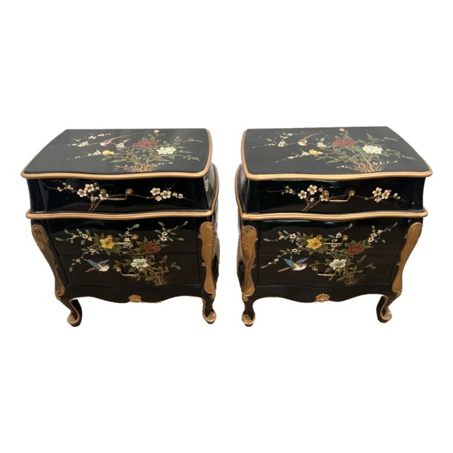 Vintage Set of Two Chinese Nightstands Side Tables Chinoiserie Hand Painted For Sale
