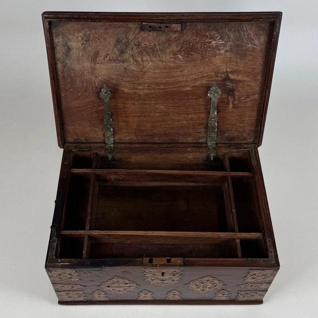 19th Century Antique English Copper and Oak Storage Box For Sale - Image 11 of 13