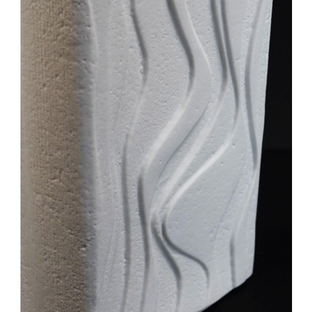 Mid-Century Modern White Porcelain Vase Model 2086 with Matte Glaze Op Art Wave Relief Decor by Heinrich, 1960s For Sale - Image 3 of 11