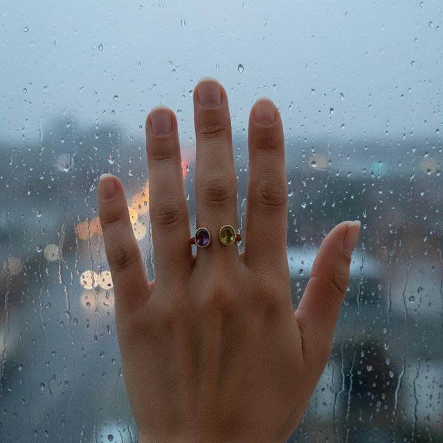 Toi Et Moi Gemstone Ring: Amethyst and Peridot, Size 7.5 For Sale - Image 6 of 11