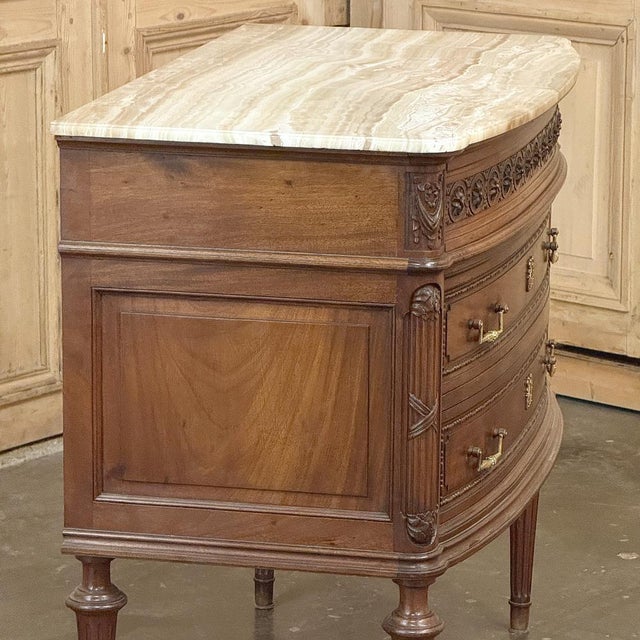 19th Century French Louis XVI Walnut Commode For Sale - Image 13 of 18