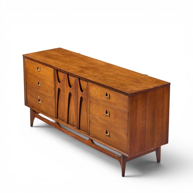 Broyhill Brasilia Mid Century Walnut and Brass Lowboy 9 Drawer Dresser For Sale - Image 9 of 10