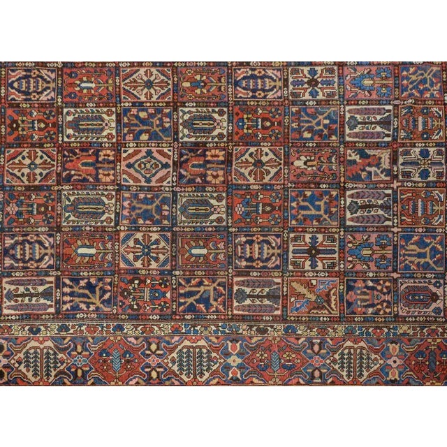 Early 20th Century Bakhtiari Rug For Sale - Image 4 of 10